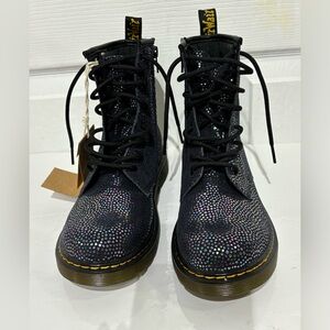 NWT Dr. Martens Pascal Lace Up Boots/Black Suede Outer Iridescent Foil Junior